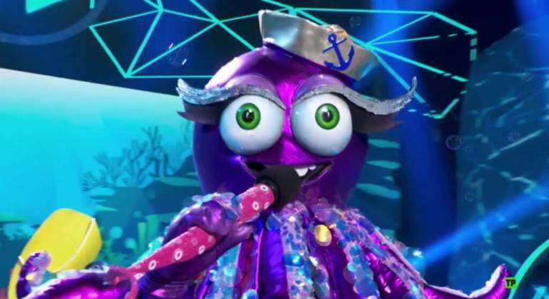 RobertoLealG's tweet photo. Ni un paso atrás. Pepe Navarro.  #MaskSinger2 https://t.co/kQjgCvIl2q