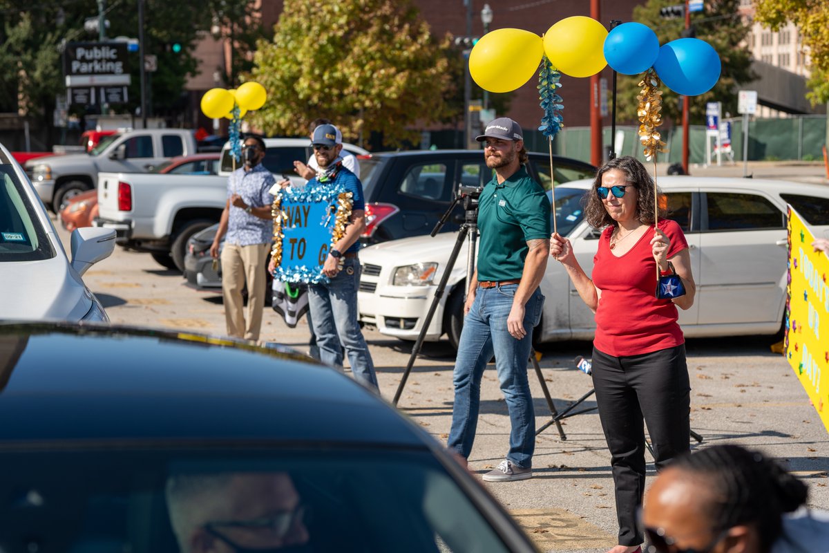 CSCD celebrated Veterans Day in a parking lot next to the court house where 6 veterans graduated from Harris County's Misdemeanor Veterans Treatment Court! The event/parade with Judge Erica Hughes was held outside because of Covid and it turned out to be great. #CSCDcares