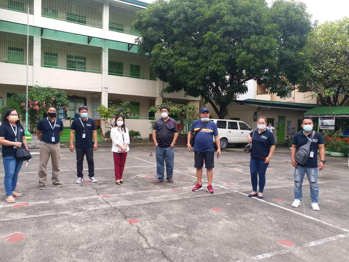 specs_inc's tweet photo. “We rise by lifting others.” - Robert Ingersoll
Even when it was declared that Metro Manila is under Signal No. 3, life goes on for our Community and Outreach Team headed by Program Specialist Ms. Beth Espiritu. ++
#PusoKitchen #PusoInitiative #SPECSFoundationInc https://t.co/TSTkS0cT4P