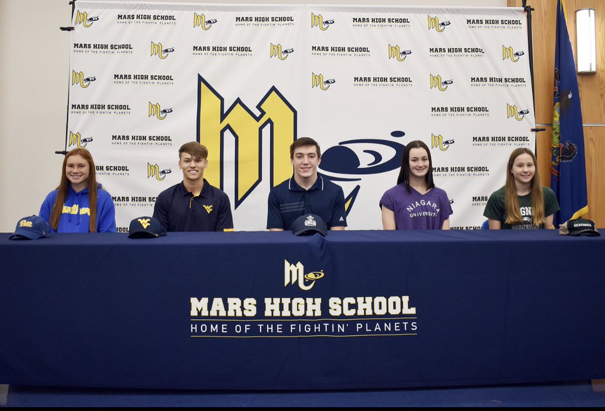 FightnPlanets's tweet photo. Congratulations to our 5 Fightin’ Planets student athletes that signed their NLI this morning, we are so proud of you https://t.co/Sqf3SHrhie