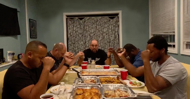 VICE's tweet photo. There’s a stigma surrounding soldiers having to be tough, and they are, but they’re also human and vulnerable.” #ad
In Partnership with
@ClassicoSauce