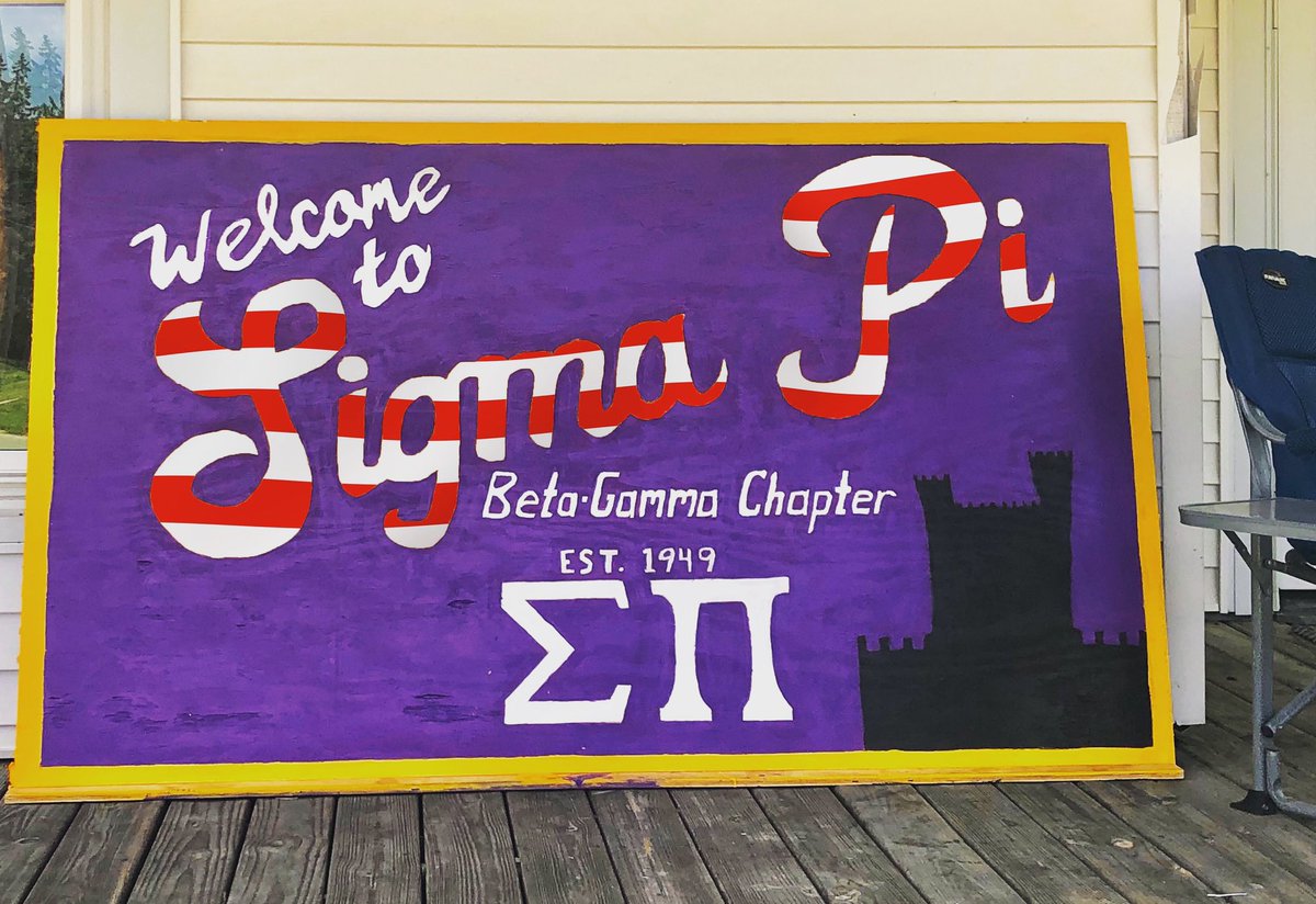 Thank you and happy Veterans Day to all of those who go out and put their lives at risk for the freedom of this great country! #VeteransDay #SigmaPi🦉