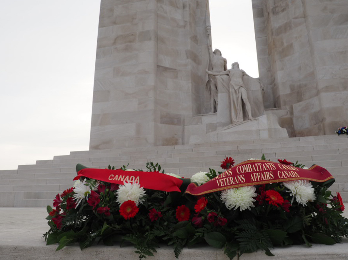VeteransENG_CA's tweet photo. During ceremonies at the Canadian National Vimy Memorial and the Beaumont-Hamel Newfoundland Memorial in France, we honoured the Canadians who served, in Europe and around the world, to defend our values in the name of peace.
#CanadaRemembers https://t.co/AEqJzPo1n7