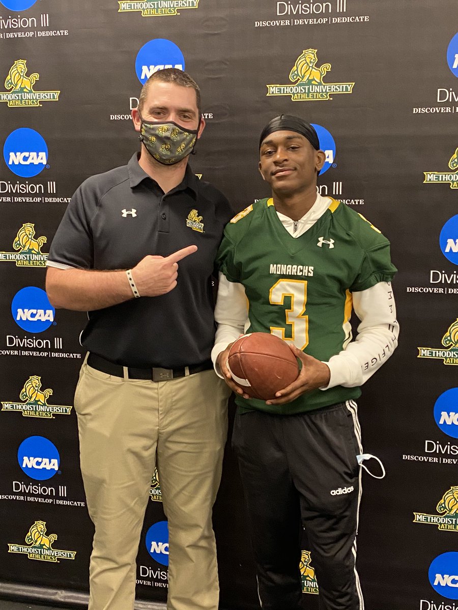 DeandrickH's tweet photo. Thanks for the great visit at Methodist🙌🏾 @CoachScottMU @Methodist_FB https://t.co/6iL1Zz1fPW