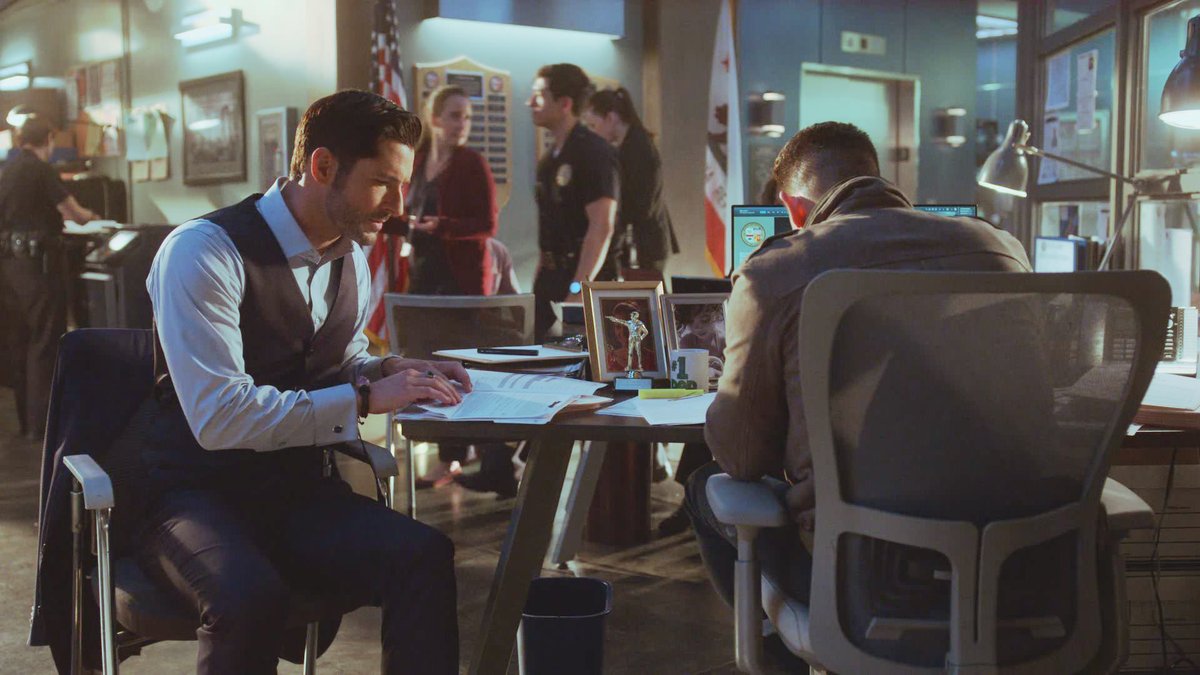 505 "Detective Amenadiel"