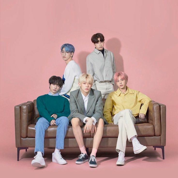 snuwooya's tweet photo. 17. TXT https://t.co/X6JvrIufI5
