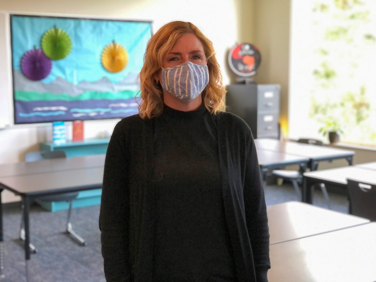 CloverParkSD's tweet photo. Our #CPSDStaffSpotlight this week features Thomas ELL teacher Karen Kind. She is in her second year teaching in the district after being inspired to go back to school and earn her teaching degree after 13 years homeschooling her children. #4WeeksofThanks https://t.co/s6vJ0ednEh