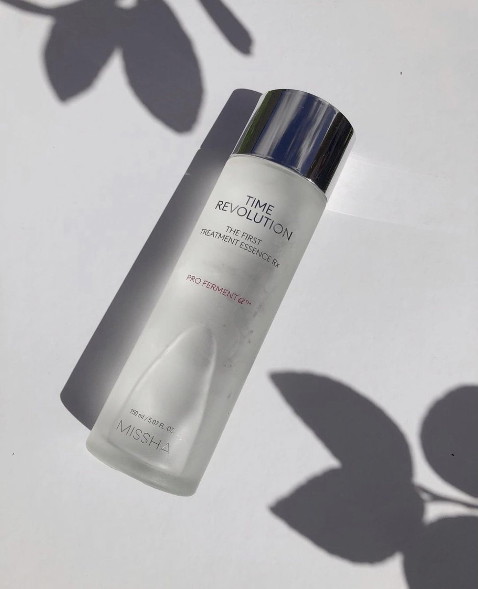 misshaus's tweet photo. 🌾 Rice Extracts nourish, smoothen, and brighten
💦Fermented Cicaenzymes moisturize and balance
✨ Pearl Reef Extracts exfoliate and make skin texture bright and dewy
Shop FTE: https://t.co/SFGKHIxVZj
(Via: @skincare_sos)
#MISSHA #skincare #essence #TimeRevolution #kbeauty https://t.co/5yi4D3WhLn