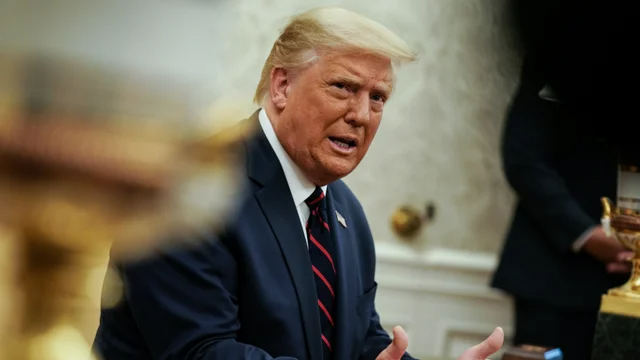 thehill's tweet photo. https://t.co/nqcNRJsiH0 redirects to Trump's Wikipedia page https://t.co/J8DkISCX3W https://t.co/8eTIBi2Wbi