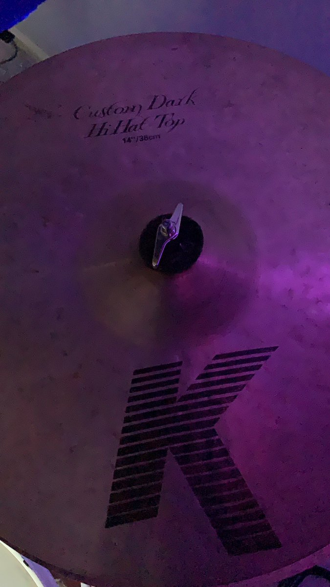 dglou_'s tweet photo. @AustinOCTW I always find while these are maybe a bit dark in a live setting, they are a solid choice in studio. Just enough bite without dominating your OH’s. But It’s a never ending quest to be the best! https://t.co/FwvptIsKyT