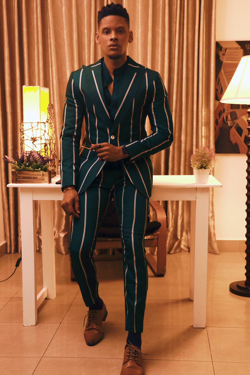 Elozonam1's tweet photo. Envy green By @btcofficial_ 

#Rattlesnake Premiere. https://t.co/lx29UGwsYY