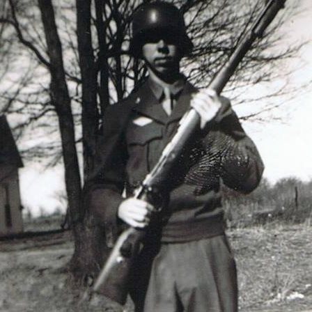 Anya99's tweet photo. My dad William Culbertson Martin in his Eisenhower jacket ready for US Army duty fighting fascists in WW2 European Theater. #GratitudeMission #VeteransDay2020 #ProudFDRDemocrat #WorldWarII #FirstFandom https://t.co/5BnYUgLMJe