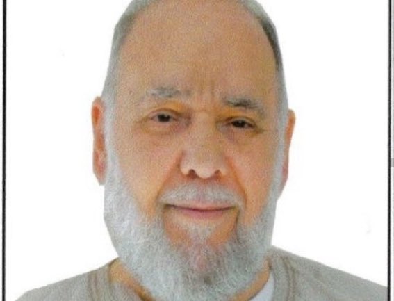 The health of my father  #FreeHassanMushaima deteriorated again at dawn yesterday. He was transferred from Jau Prison to A&E at  #Bahrain Defence Force Hospital, where he was put on emergency respirator for 2nd time in recent weeks. He was returned to prison after about 6 hours1/4