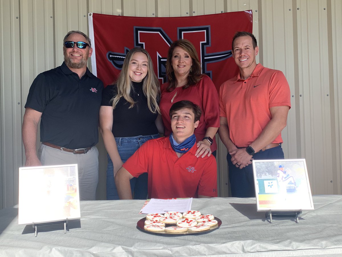EdmistonKyle's tweet image. Congrats @ptmorgan23!! Look forward to watching you compete @Nicholls_BSB but still unfinished business @slc_baseball #ItsTime #WinState #DirtyRed #KeepGrinding #ProudOfYou
