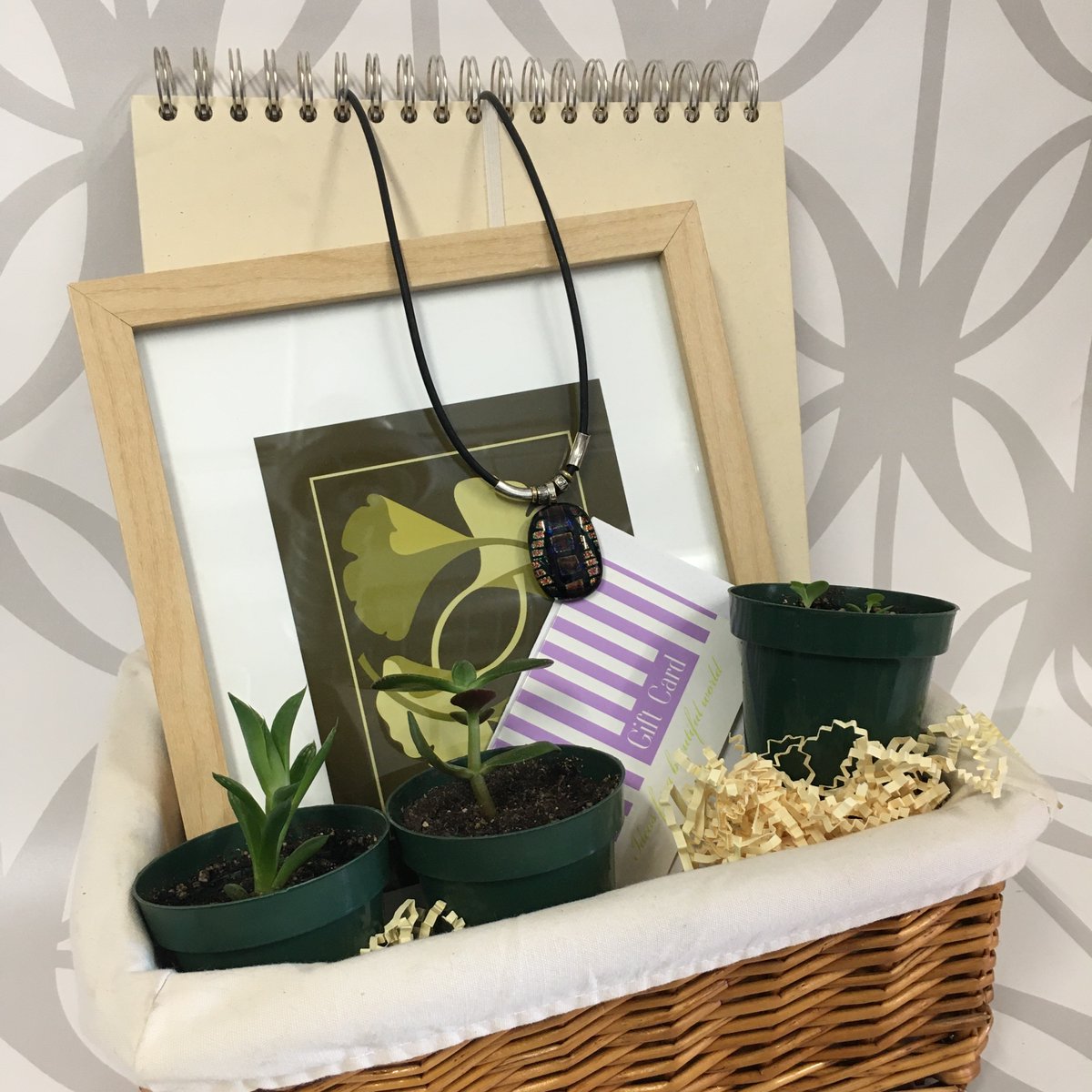 Only a day left to register!!
Bidding is live and drink kits are ready for pick up.

Just announced are two new auction baskets: A Home and Garden Basket and a Coffee with the Birds Basket.  Both full of unique items.

Register NOW! ow.ly/dXC750ChYM9