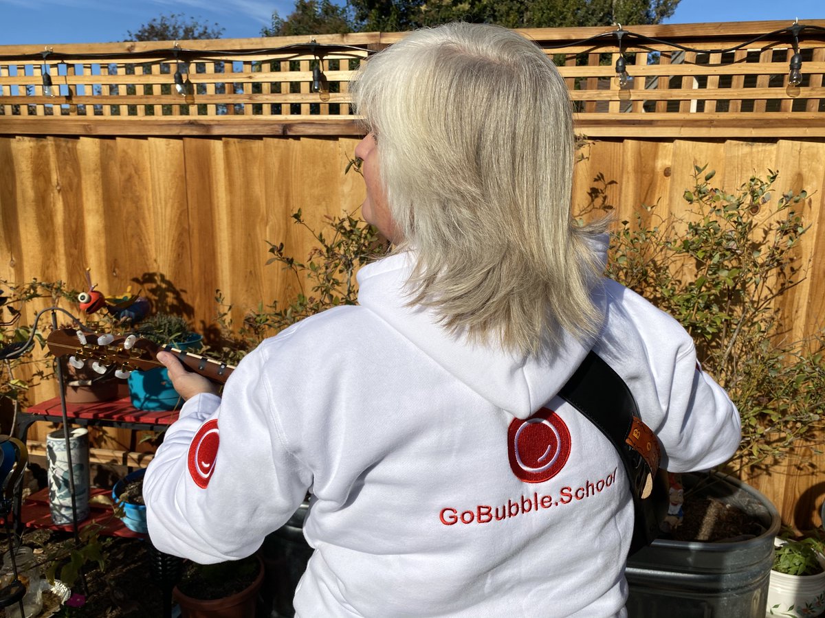 BobbieGrennier's tweet photo. Lovely day in the backyard to rock a little 🎸 and #fangirl a lot 🔴 wearing new #GoBubblePops @joinbubble sweatshirt. Now a Level 2 Accredited GoBubble Educator. Thx @Henry_Platten! #whosenext #pvusd #edtech #education #distancelearning #remotelearning #virtuallearning https://t.co/KcFav09cTg