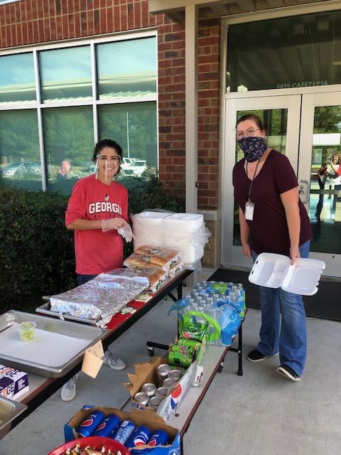 PGEVikings's tweet photo. Thank you to @provisionwaste  for helping out with our Georgia Florida tailgate lunch last Friday!  The PGE staff appreciates all this company does for our school!! https://t.co/stJUJ9hsvr