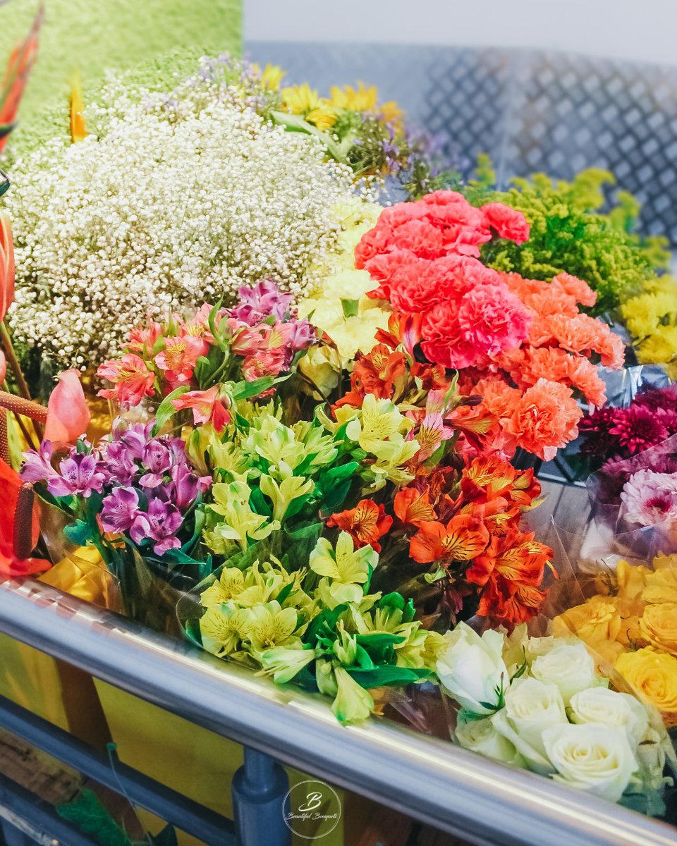 flowerskenya_'s tweet photo. Hi Guys. We are new on twitter but we have been making beautiful bouquets for the longest.

Come check us out @nairobimega opposite Nyayo Stadium.
We will still post our beautiful creations here.
Here is a look at our shop.
#FlowersNairobi #GetFreshFlowersNairobi #PremiumBouquets https://t.co/ohHmeY0u9B