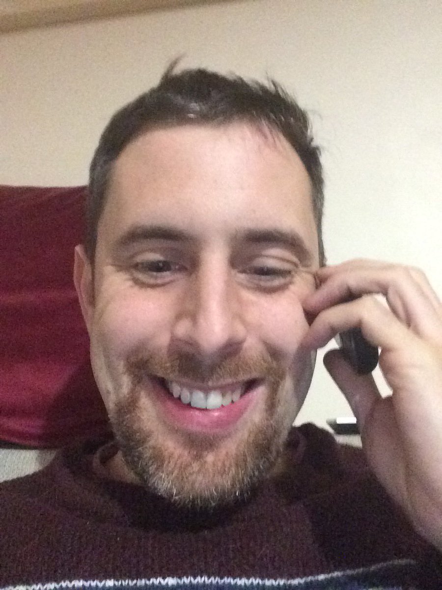 ChrisVinceMP's tweet image. Talking to residents in Pitsea this evening. Lots of people voting Labour next May including in PFCC elections. @EofELabour @BasildonLabour @EssexLabour @CllrCallaghan @JackCllr