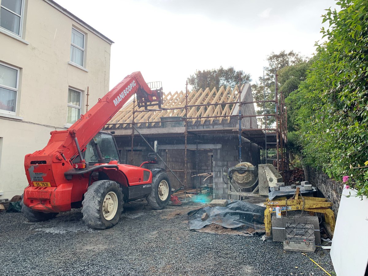 FMKArchitecture's tweet photo. Back at our Donaghadee Design &amp; Build ECO-Upgrade Renovation; Garage &amp; New Extension 🤩Roof structure is complete and the start of the thermal detailing has begun
Give us a call today on 02825878650📞 or email us at info@fmkltd.com📨
#homeextension #houseextensions
#IrishHouse https://t.co/oSfKTA1i86