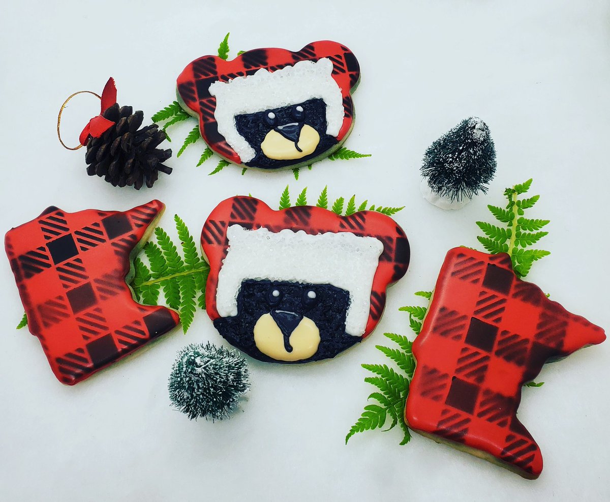 CakeMaddness's tweet photo. Bears, Bomber Hats and Buffalo Plaid. These are a few of our favorite things! 🐻❤🖤 https://t.co/ZvPhmtApqF