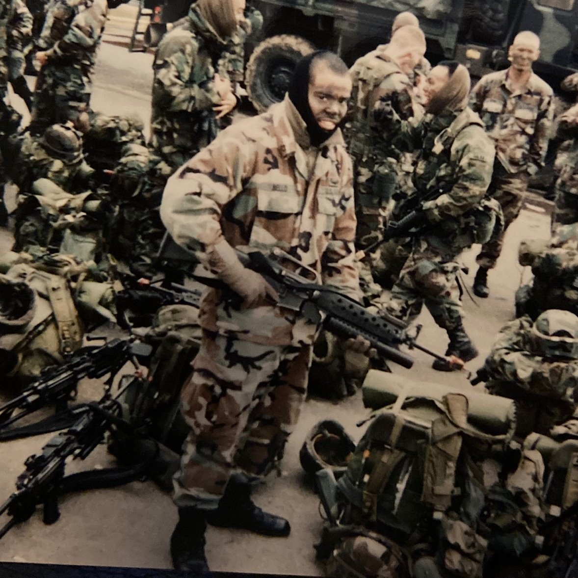 njitwvb's tweet image. A big 𝐓𝐇𝐀𝐍𝐊 𝐘𝐎𝐔 to all of our veterans, but a special shoutout goes to our favorite assistant coach, 𝐑𝐚𝐲 𝐁𝐞𝐥𝐥𝐨...

Coach Bello served in the US Army for eight years in the 3-327th Infantry unit based in Ft Campbell, KY!

#ThankYouVeterans