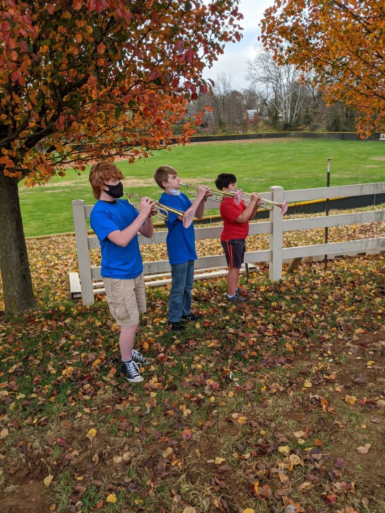 bharmonband's tweet photo. Thank you Mrs Dowen and Thank You to Rylan Godbey, Corbin Karnes and Ryker Sparkman.  Roar ON! ❤️🤍💙🇺🇸 https://t.co/akV1nk6A1Z