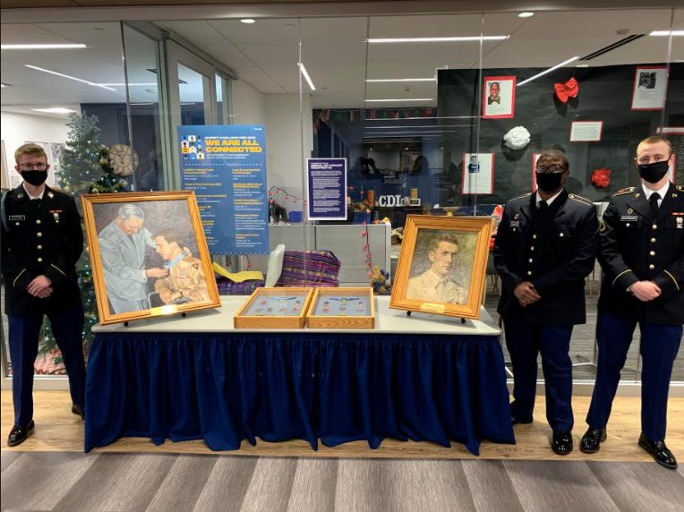 LBSCroft's tweet photo. Honoring amazing alumni Veterans who've received the Congressional Medal of Honor. Three of our outstanding @BuenaVistaUniv @BVUROTC students; future leaders from BVU helping pay tribute to past BVU heroes.  @BVUDiversity #VeteransDay2020 #BeaversAchieve #ROTC #StrongerTogether https://t.co/38y8LXns4p