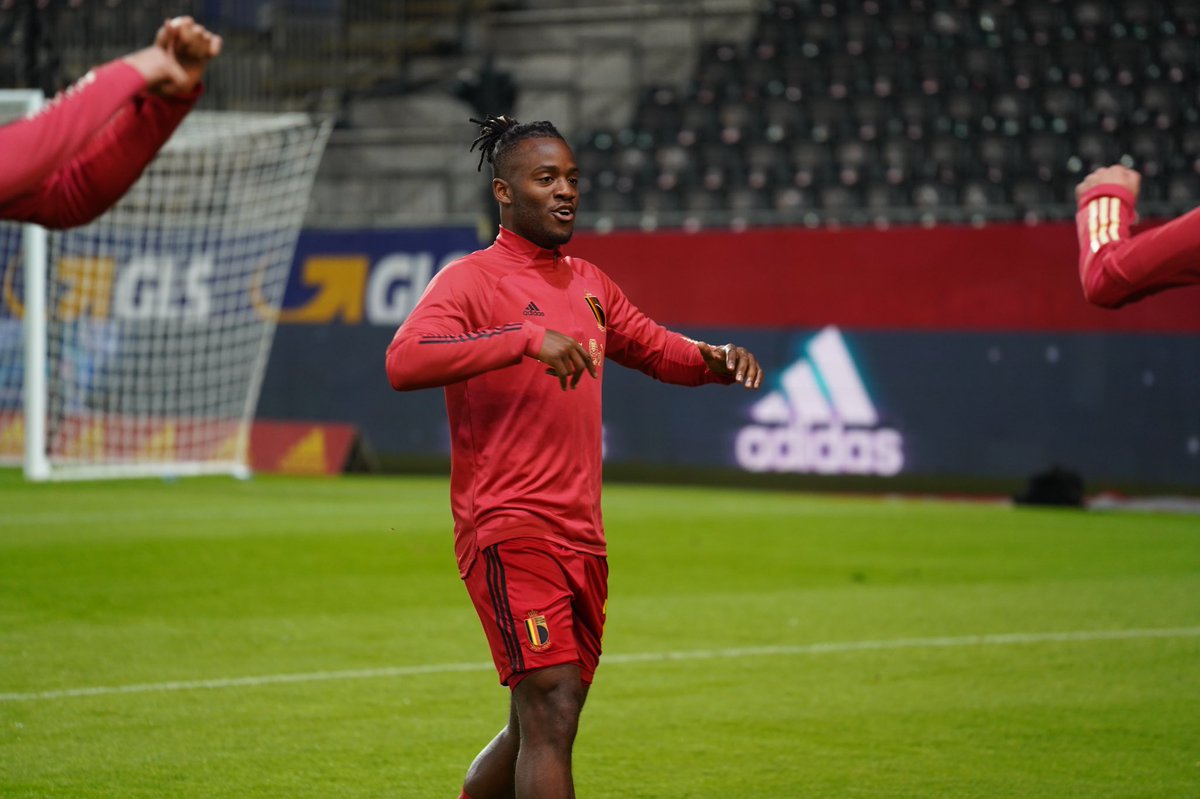 BelRedDevils's tweet image. Warm up 🔥 #BELSUI #COMEONBELGIUM 🇧🇪