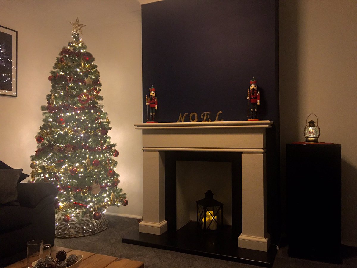 SimonGregory84's tweet photo. @BBCTheOneShow we got our Tree up nice and early. Merry Christmas from Mr &amp; Mrs Gregory, Littlehampton, West Sussex https://t.co/kDpjBDHc7H