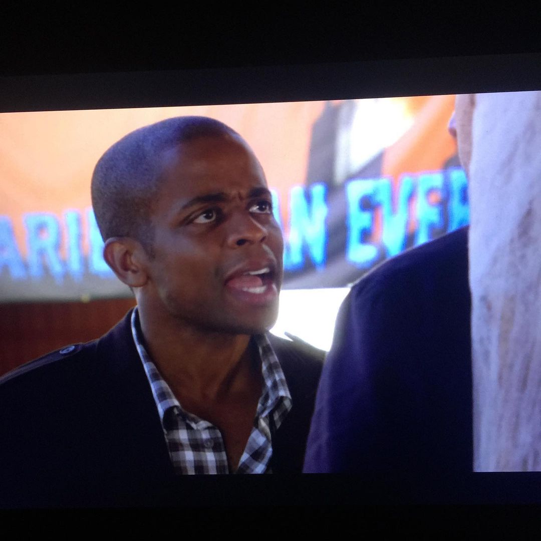 JamesRodayRod's tweet photo. Psych - In Plain Fright (s5e11)

#tvshow #tvseries #tvshows #psych #shawnspencer #burtonguster #jamesroday #dulehill #psychseason5 https://t.co/zs21KlfMz4