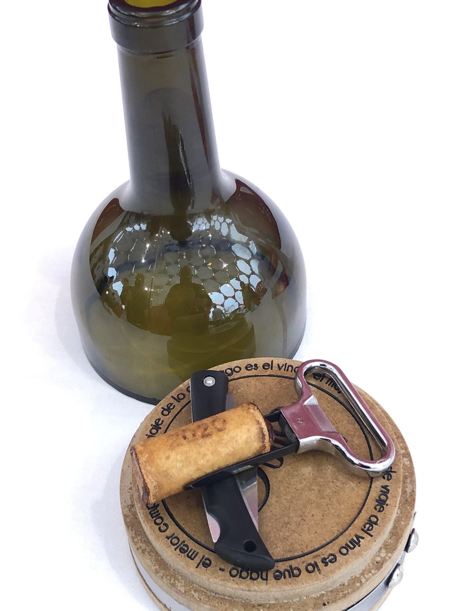 🥇Y el Ganador del XVI Concurso Nacional de Pinchos y Tapas #tapasVLL2020 es... 

Emilio Martín Maquedano con “Corchifrito”, del restaurante Suite 22, de Valladolid