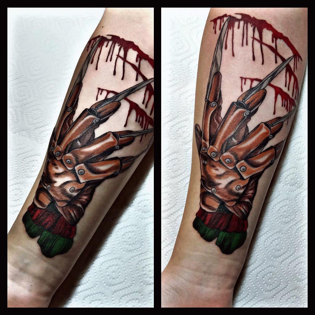 Annette_horror's tweet photo. Tattoos are a sign of the times, they remind of some period in life.
#FreddyKrueger #FreddyKruegertattoo #Horror https://t.co/MDkRfQxNil