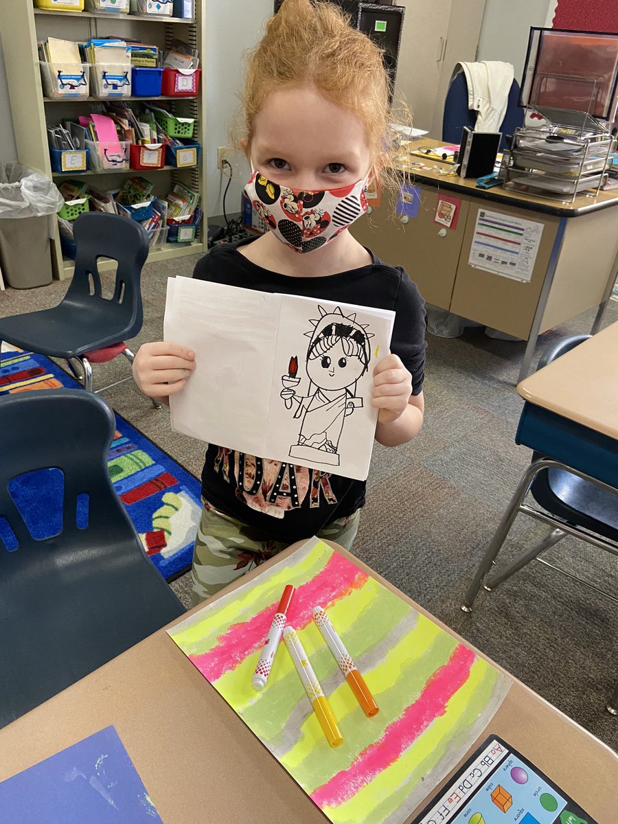 In honor of Veteran’s day, we are studying the artist Peter Max and the use of American symbols in his works. Practicing our Statue of Liberty drawings to add to our pop art backgrounds tomorrow! #firstgradeartists #HappyVeteransDay