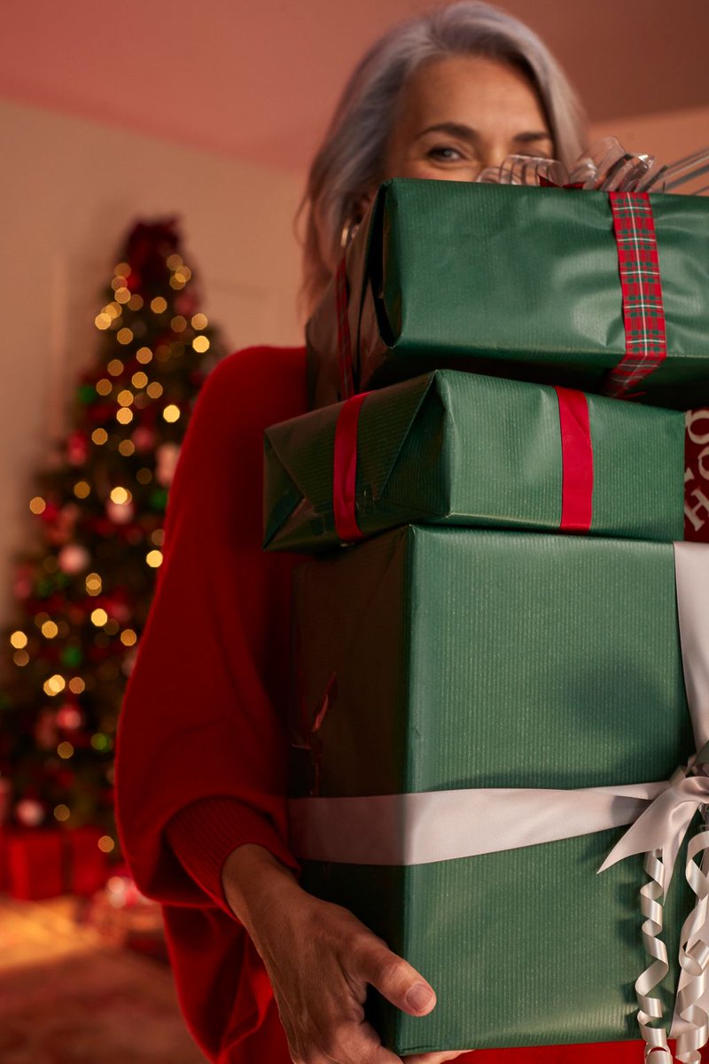 With #Christmas on the way, we're thinking of all the memories which make the season so special ☃️

Get back in the spirit by looking back through your December photos from last year. Share your favourite in the comments below! 🌈