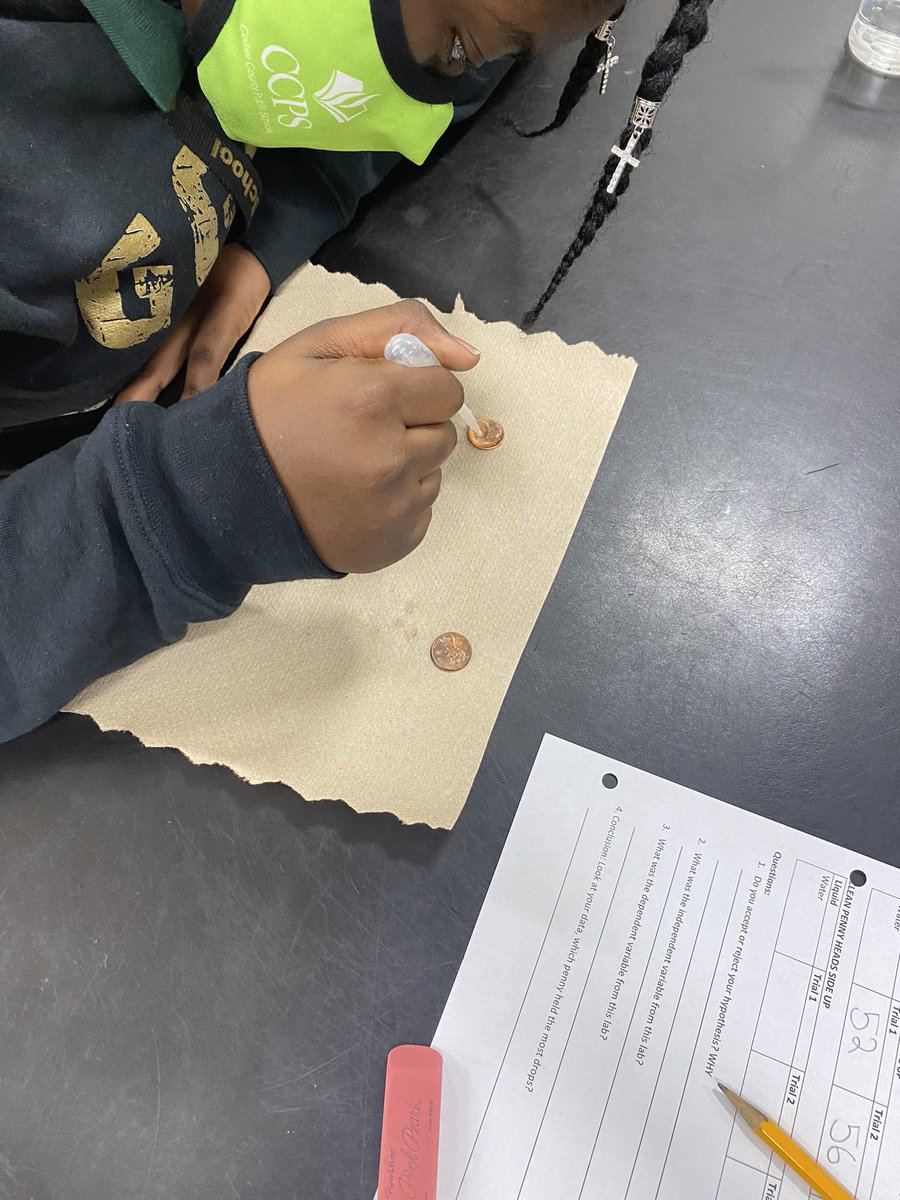 Ms_Pezza's tweet photo. Which will hold more drops of water, a clean penny or a dirty penny? 🧐 💦 @GGM_SOARS https://t.co/kp7uK4qfBC