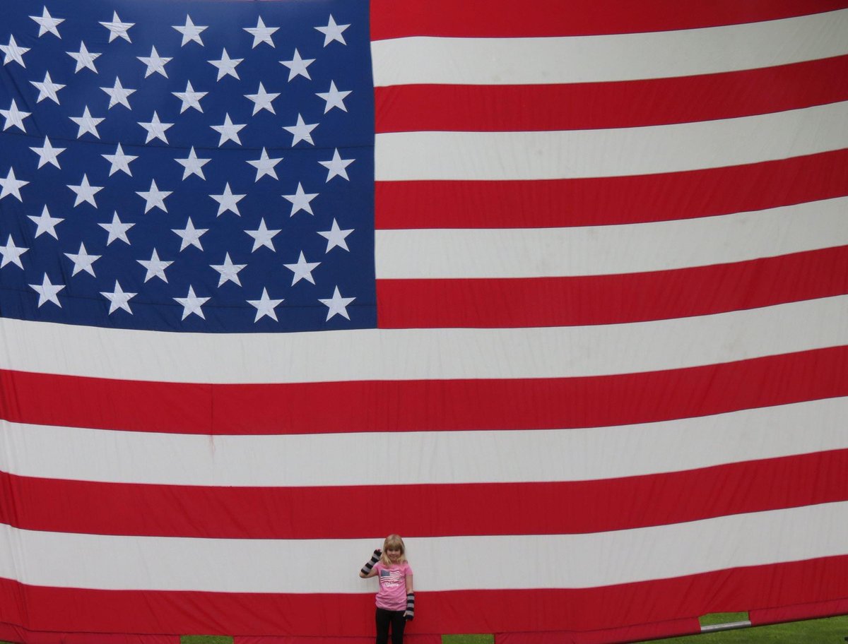 z217423625's tweet photo. #ThankyouforyourService Today especially (but every day) we celebrate those who serve to keep us free.  We thank you for your sacrifice and for that of your loved ones.

Thank you to those who gave all so we might have life, liberty, and the freedom to pursue happiness. https://t.co/6sU3u3ysR4