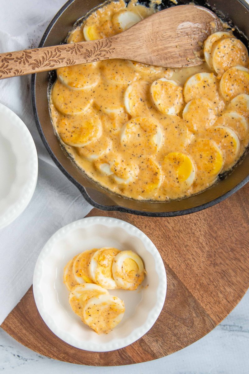 GreatDayFarms's tweet photo. Did you know you could make eggs au gratin? Try subbing our hard-boiled eggs (sliced) in lieu of potatoes in your favorite au gratin recipe! #eggcellent #ketosidedish #ketomadesimple #quickketo #lowcarbrecipes #thanksgivingsides #ketothanksgiving https://t.co/T3hmAuTwNO