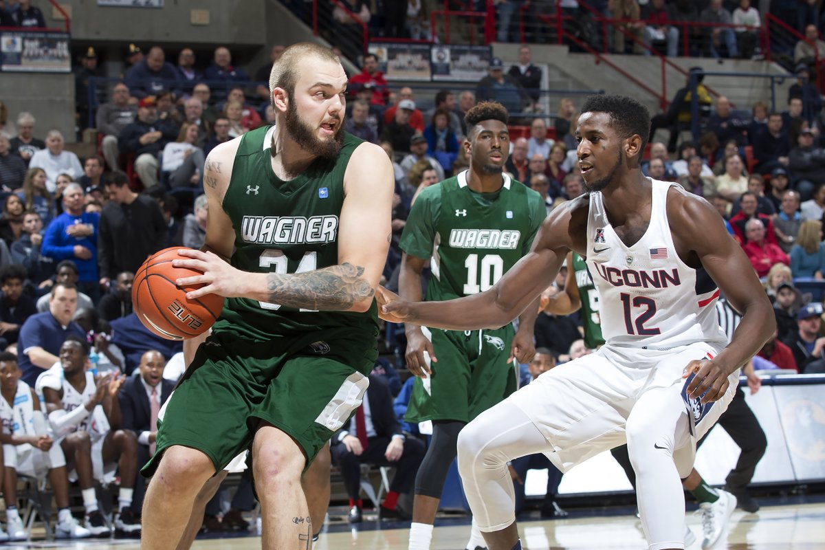 Wagner_MBB's tweet photo. 4⃣ years ago today, we upset UConn 67-58 in our season opener! https://t.co/dRTpYdU8ws