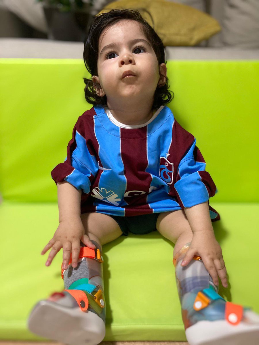 Behopefordemir's tweet photo. Demir Ali yaşamak istiyor. Vakti çok azaldı. Ona da yardım eli uzatır mısınız? 🙏🎈  #BırakmamSeniPamir 

@Trabzonspor @Fenerbahce @GalatasaraySK @Besiktas @ordusporkulubu https://t.co/LwAIosS8R2