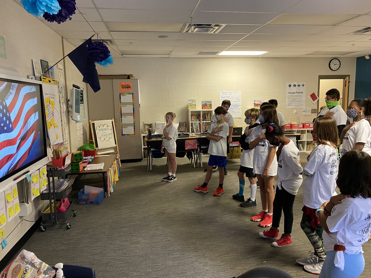 MrsCashPKES's tweet photo. Look at those moves! #panthersengaged https://t.co/ZTiRr3yxnP