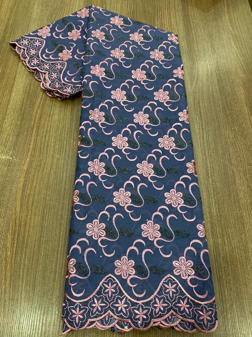 de_fabrics_kn's tweet image. Lace available 
Price:9500
Location:Kano
NATIONWIDE DELIVERY 🚚 
Rt Dan Allah🙏🏻