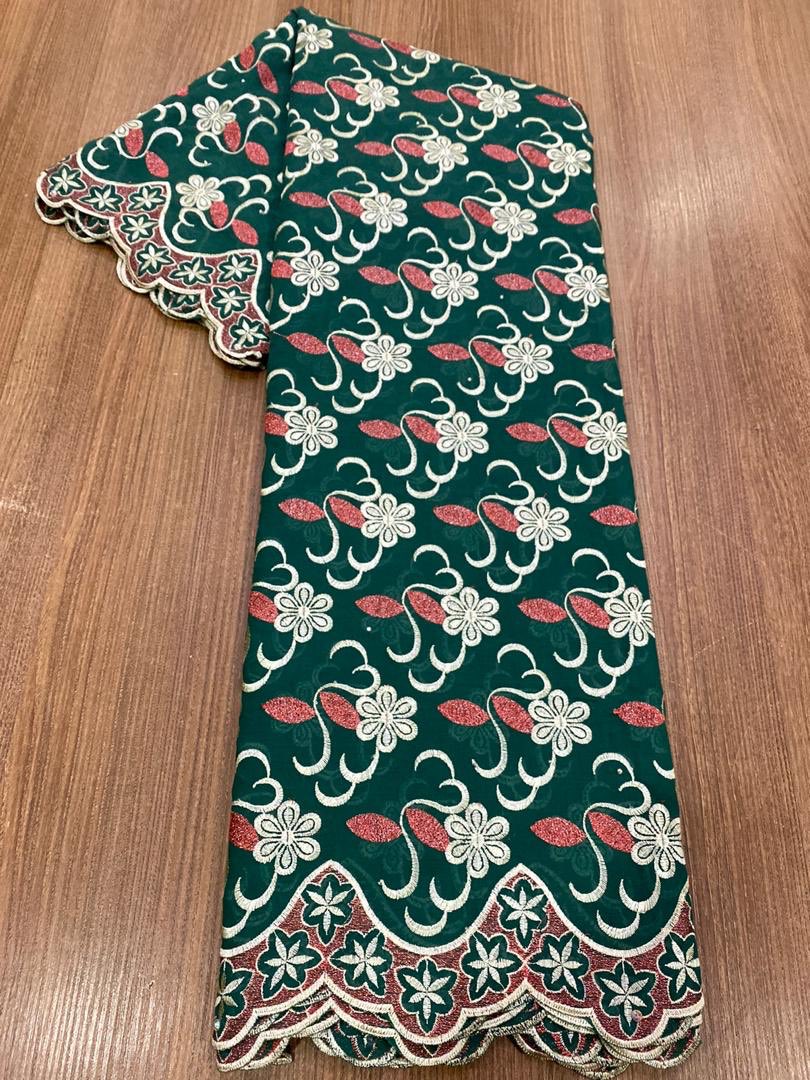 de_fabrics_kn's tweet image. Lace available 
Price:9500
Location:Kano
NATIONWIDE DELIVERY 🚚 
Rt Dan Allah🙏🏻