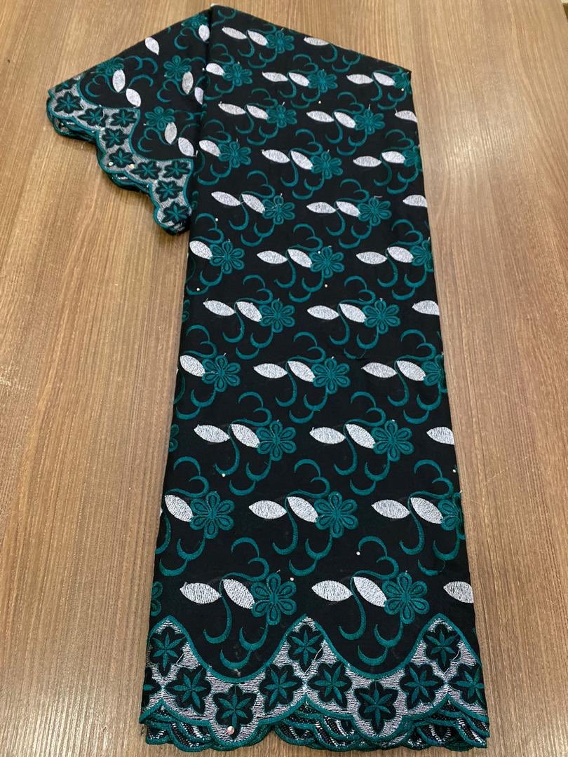 de_fabrics_kn's tweet image. Lace available 
Price:9500
Location:Kano
NATIONWIDE DELIVERY 🚚 
Rt Dan Allah🙏🏻