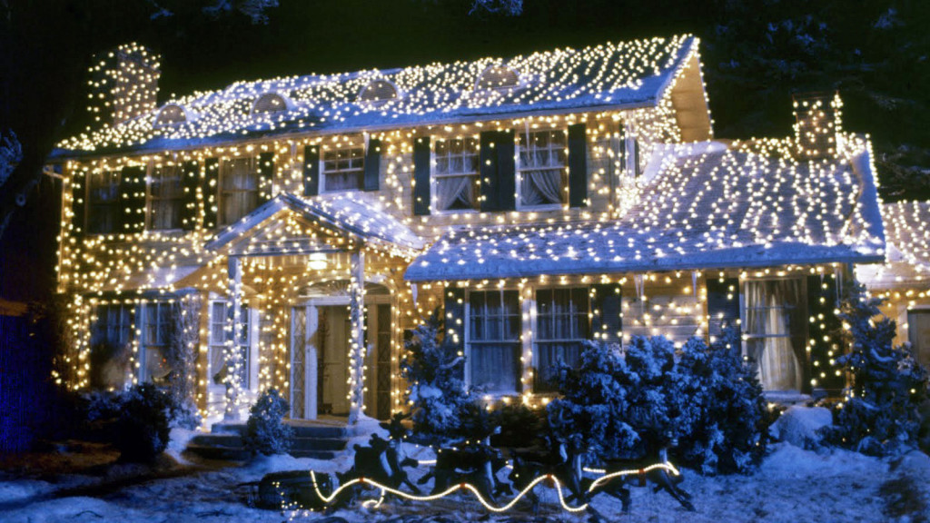 Warwick_DC's tweet photo. Do you have the best decorated house in Warwick district? Does your home rival the Griswold’s and McCallister’s combined?

Enter our ‘Best Decorated House Competition’ to win the chance to switch on the town centre lights in 2021! #LightUptheDistrict

https://t.co/GeqxMcKS3L https://t.co/qRMZe3ZoA2