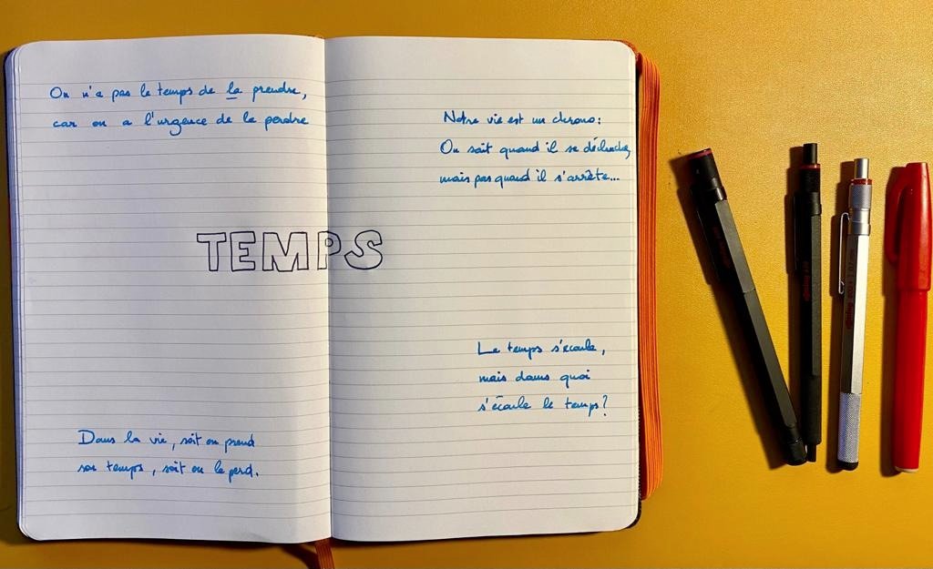 Étape 3: Je note des phrases qui me viennent en tête quand on évoque le sujet. C'est normal si elles sont "cliché", elles sont justement là pour ça (pour faire écho à l'expérience commune, avec les gens à qui vous vous adressez). On espace bien, pour préparer la suite.