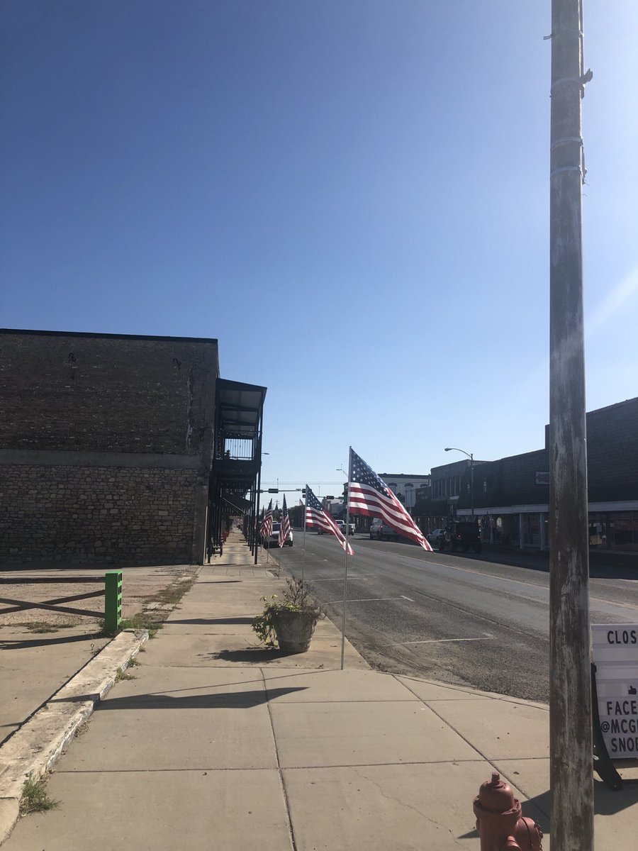rifleron's tweet photo. Love Patriotism in small town Texas USA https://t.co/WGiJD5dWw6