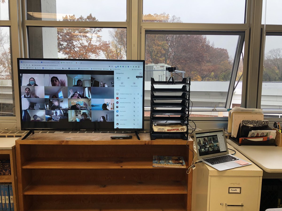 Thanks to @edtechkatie14 our virtual seat is set up and ready for some two-way conversations!