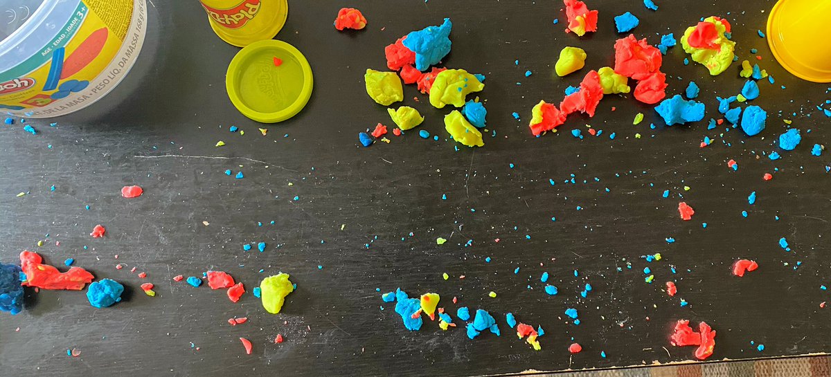 Renata Grozovsky tweet media