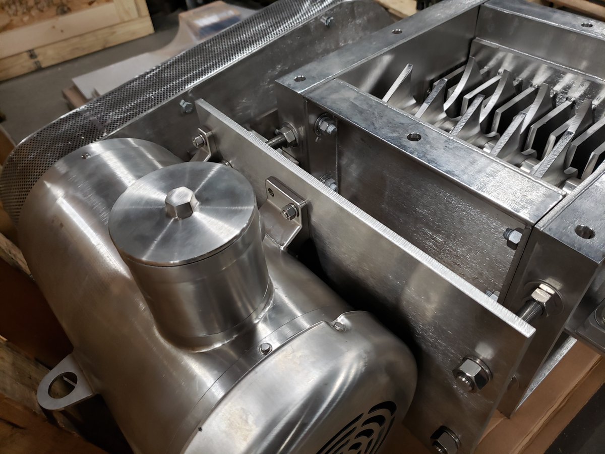 SchutteBuffalo's tweet photo. Check out our Food Grade BD Series Lump Breaker! Find out more: https://t.co/L5HTSdhjOi https://t.co/Zcra4Ro0MR